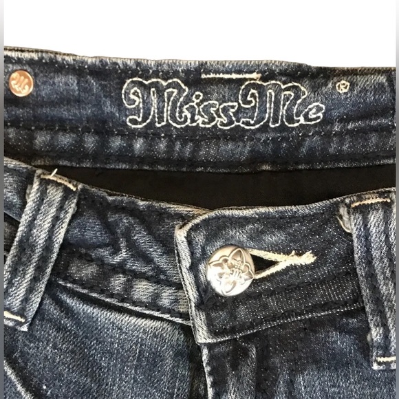 Miss Me Jeans Womens Bootcut Size 28 X 28 3/4 Altered Embroidered Bedazzled - Picture 3 of 15